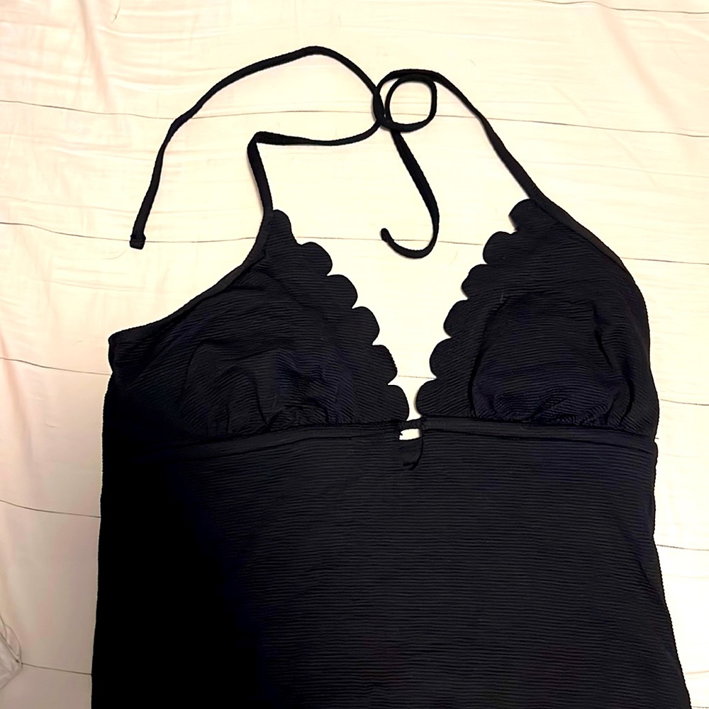 Scallop neck bathing suit